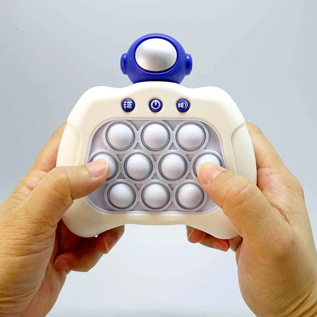 Consola interactiva Pop-it cu lumini si sunete, 4 moduri de joc, portabila